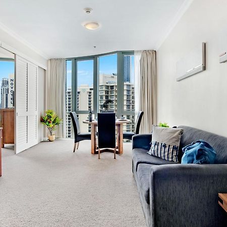 Legends 1 Bedroom Spa Suite - We Accommodate Gold Coast Dış mekan fotoğraf