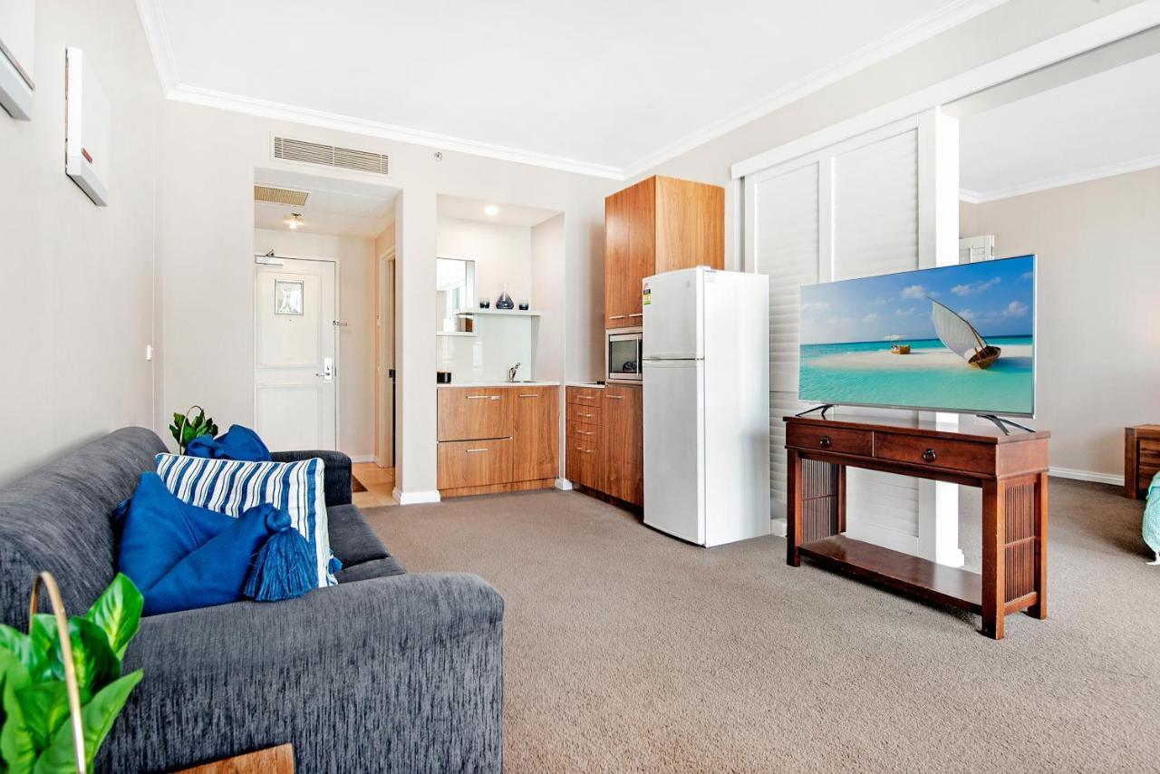 Legends 1 Bedroom Spa Suite - We Accommodate Gold Coast Dış mekan fotoğraf